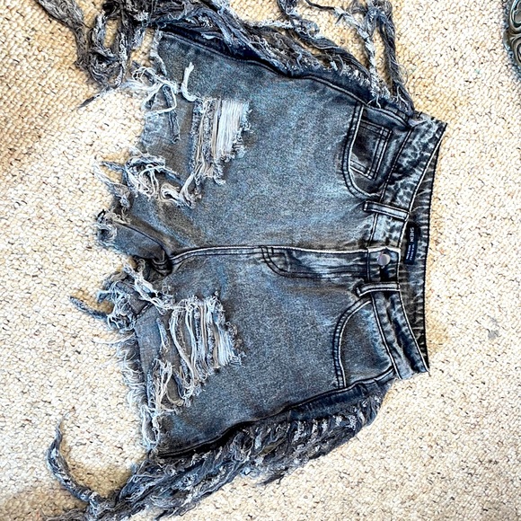 fringe denim shorts from shein - Picture 2 of 4